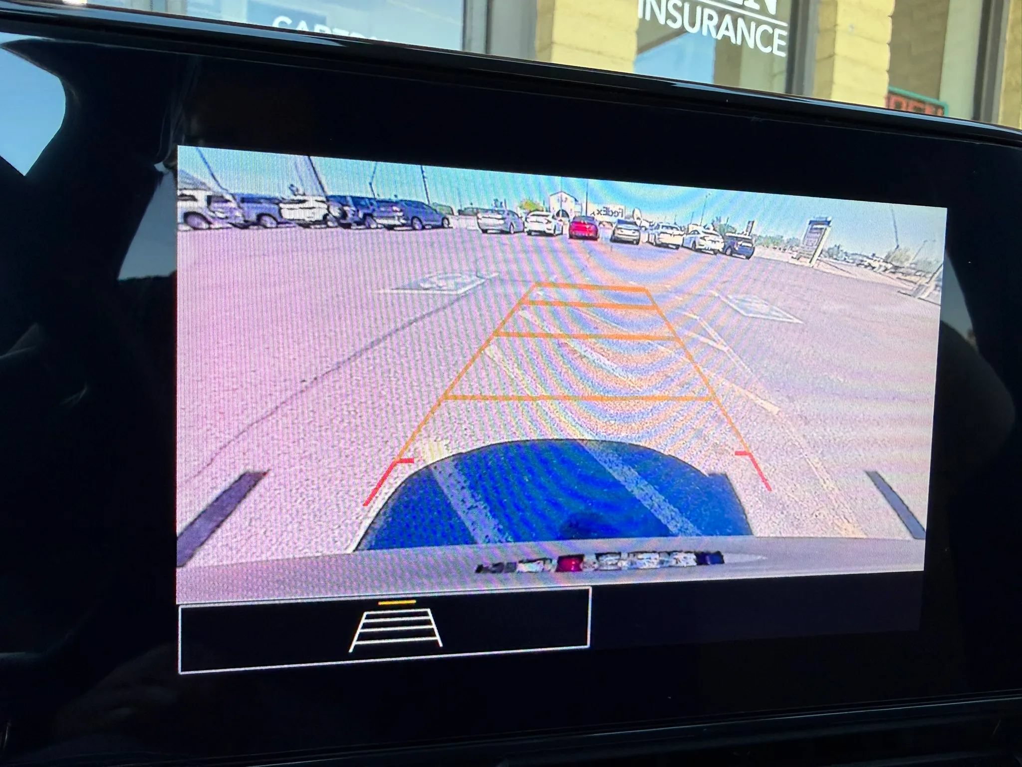 Used 2024 Chevrolet Trax RS FWD image 32