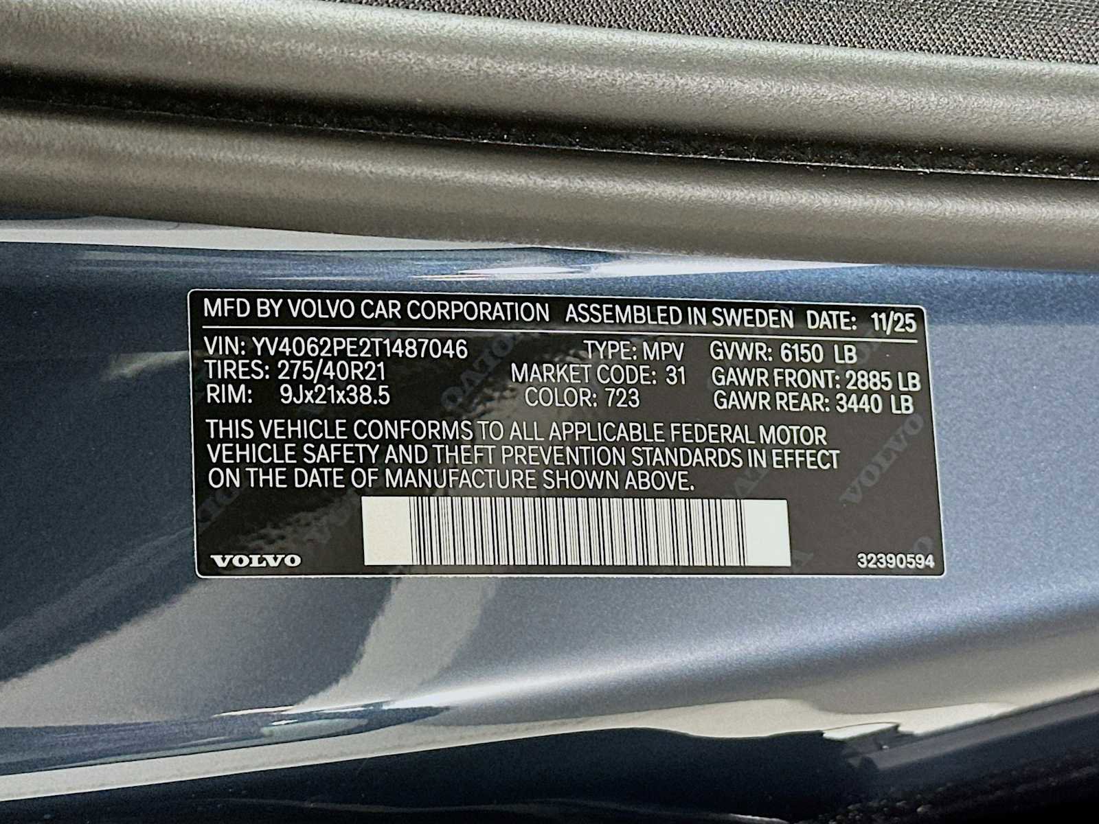 New 2026 Volvo XC90 B6 Plus w/ Protection Package Premier image 32