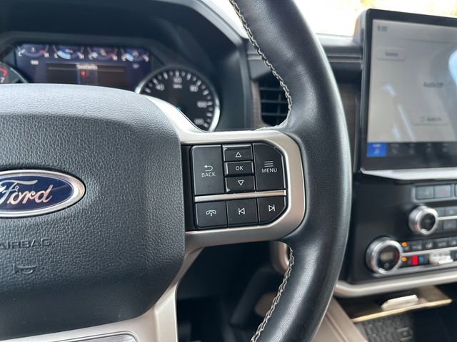 Used 2024 Ford Expedition Limited image 23
