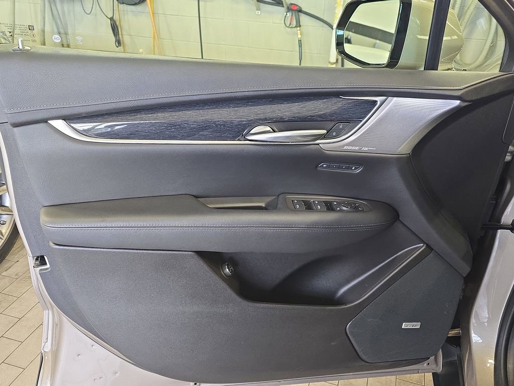 Used 2022 Cadillac XT5 Premium Luxury image 30