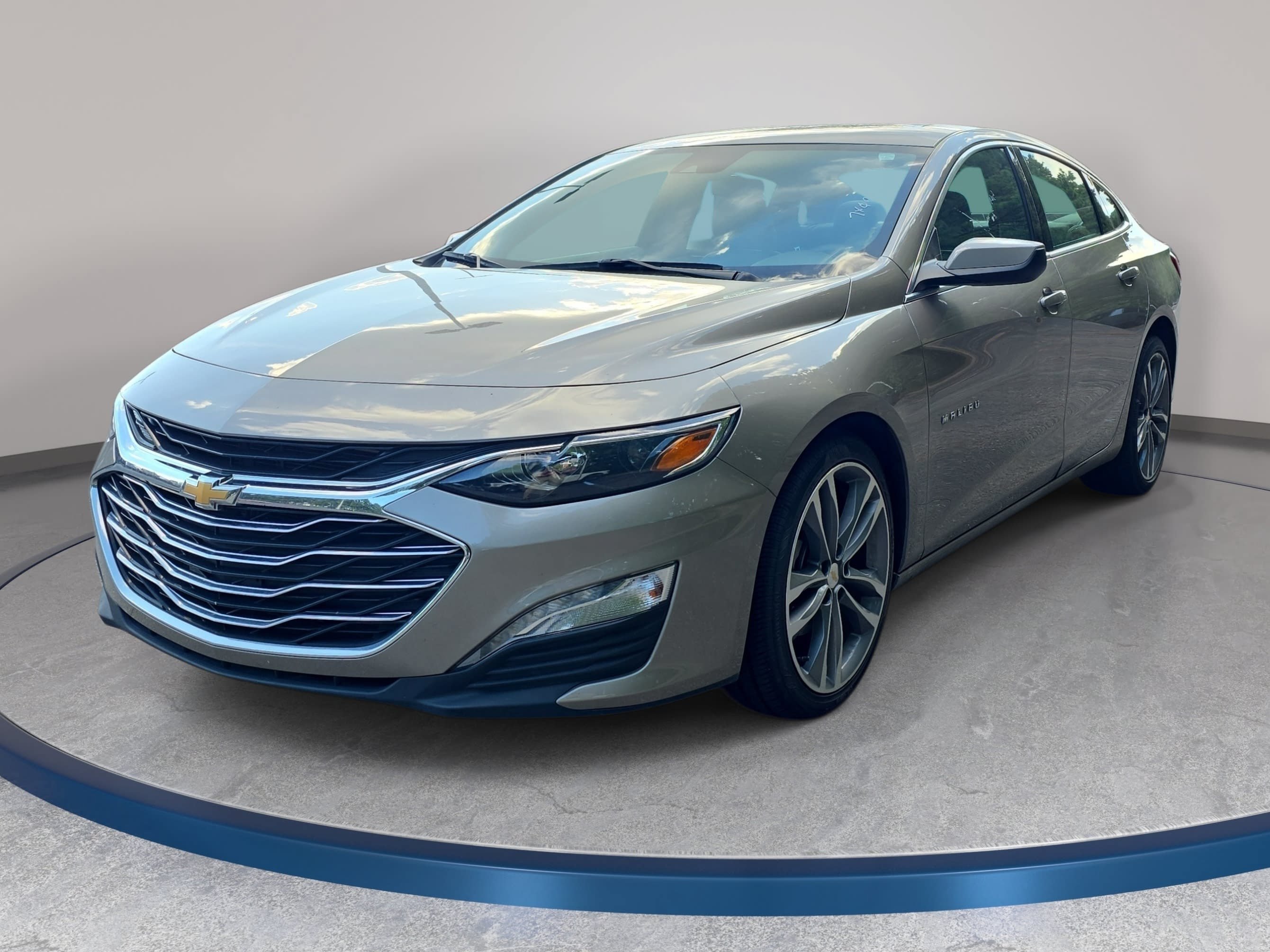 Used 2025 Chevrolet Malibu LT