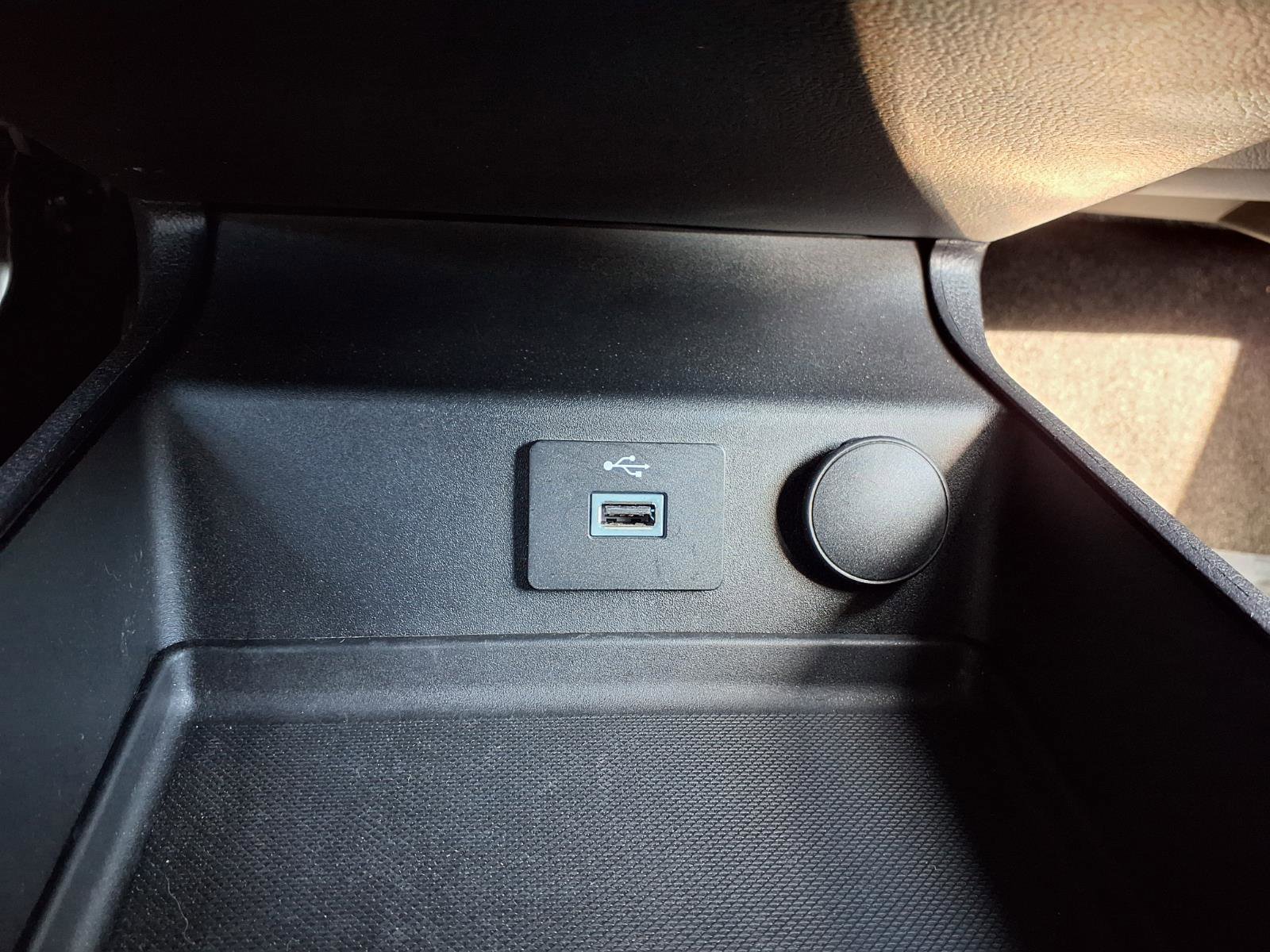Used 2018 Ford Fusion S FWD image 10