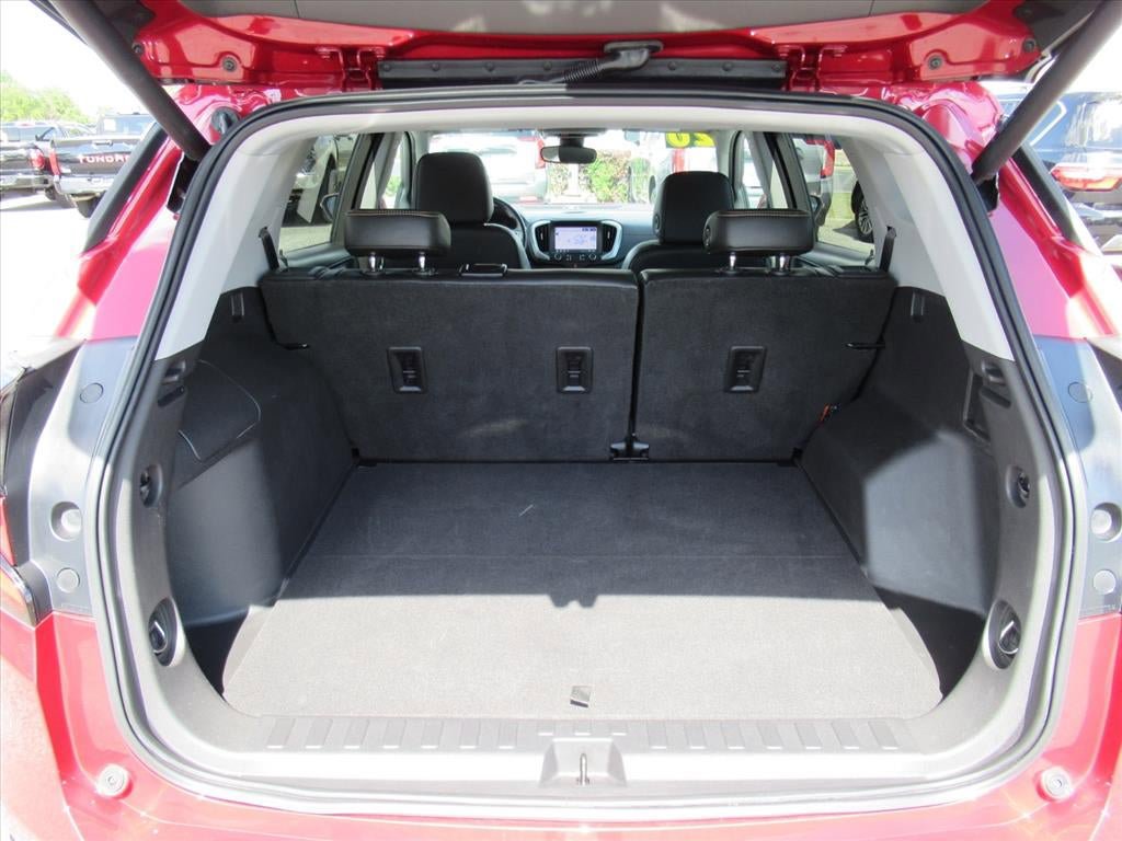 Used 2020 GMC Terrain SLT w/ Preferred Package FWD image 32