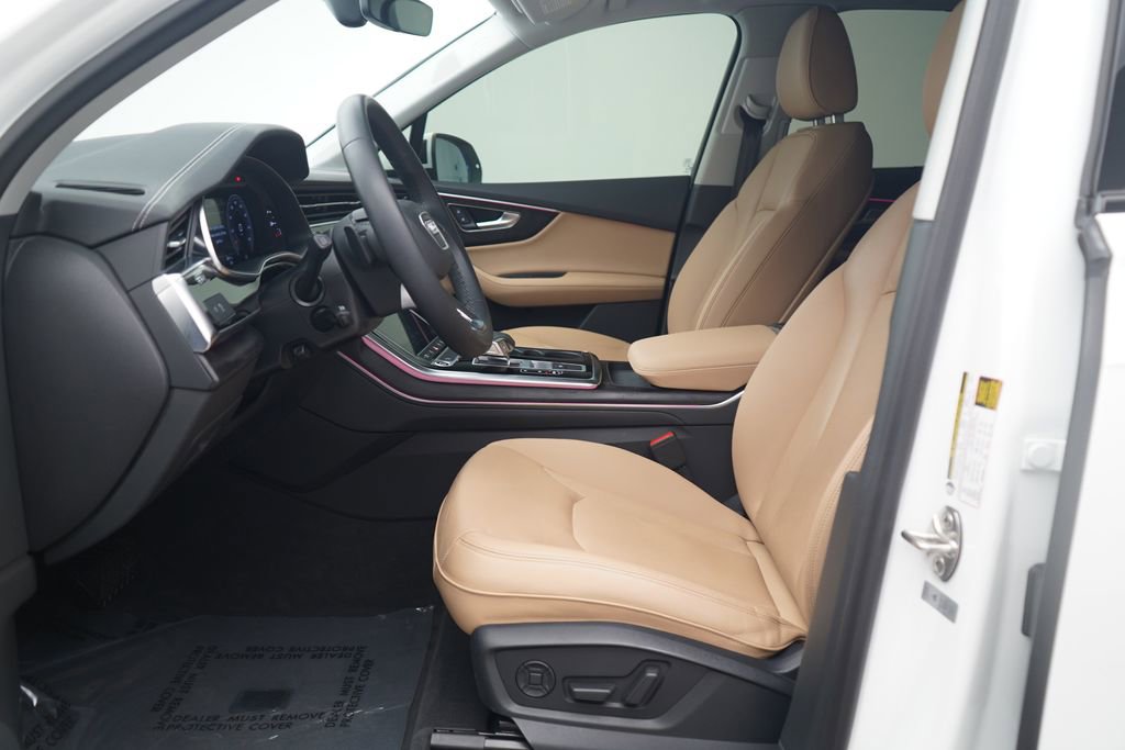 Used 2023 Audi Q7 2.0T Premium Plus w/ Premium Plus Package AWD/4WD image 6