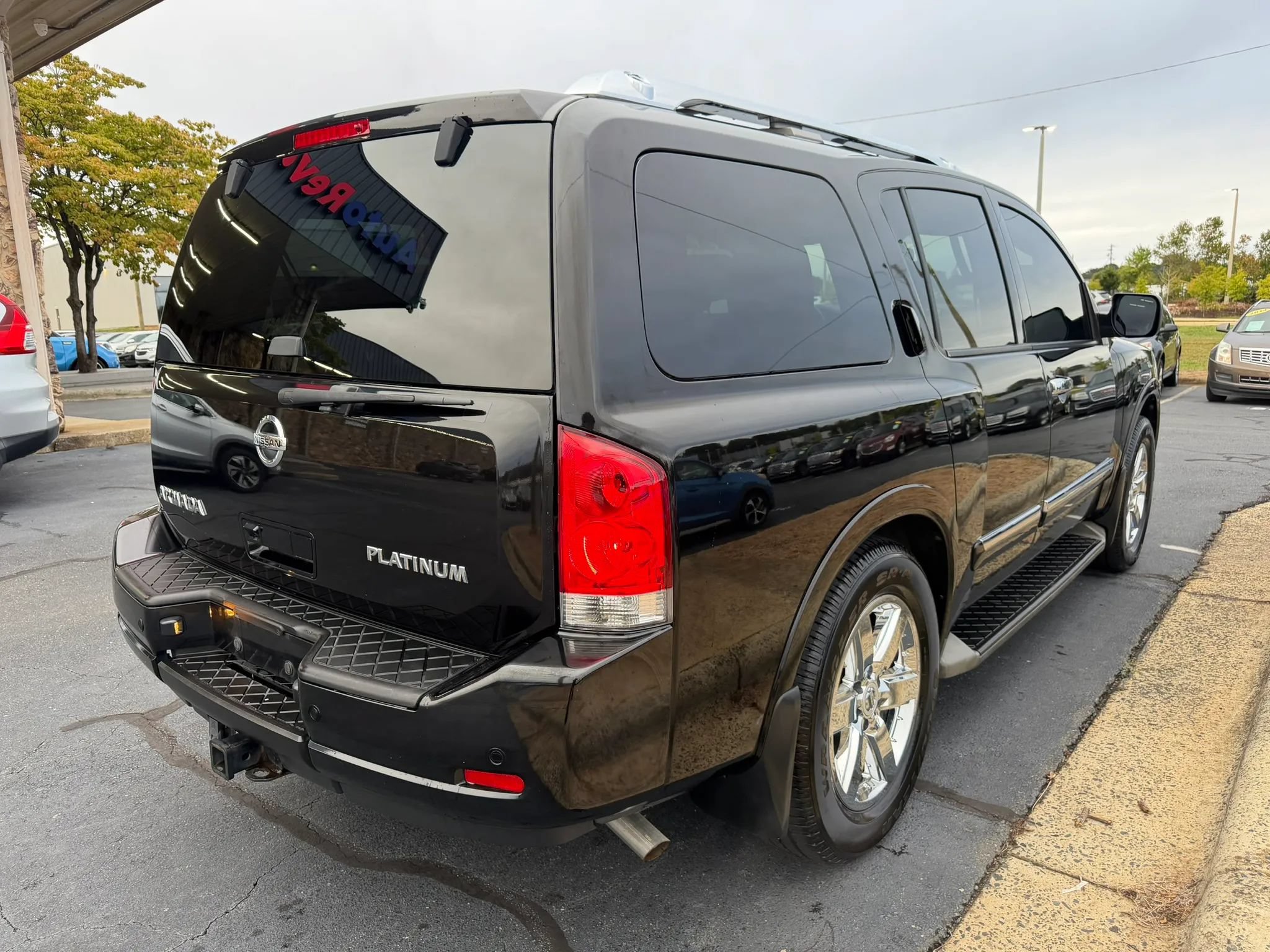 Used 2013 Nissan Armada Platinum AWD/4WD image 7