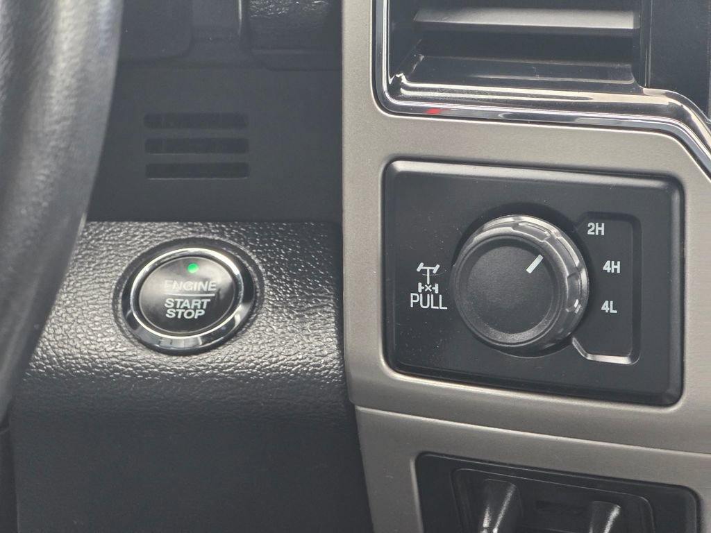 Used 2022 Ford F350 Lariat w/ Lariat Ultimate Package image 16