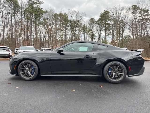New 2025 Ford Mustang Dark Horse image 2