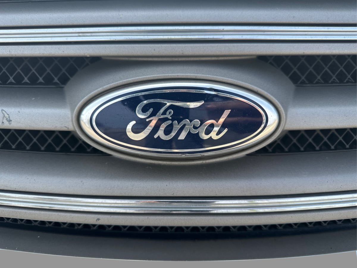 Used 2019 Ford Taurus SEL AWD/4WD image 43