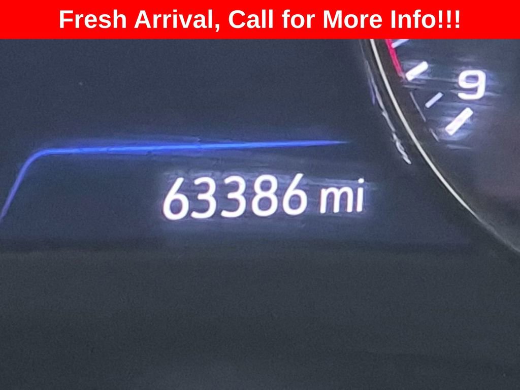 Used 2020 Chevrolet Malibu Premier FWD image 2