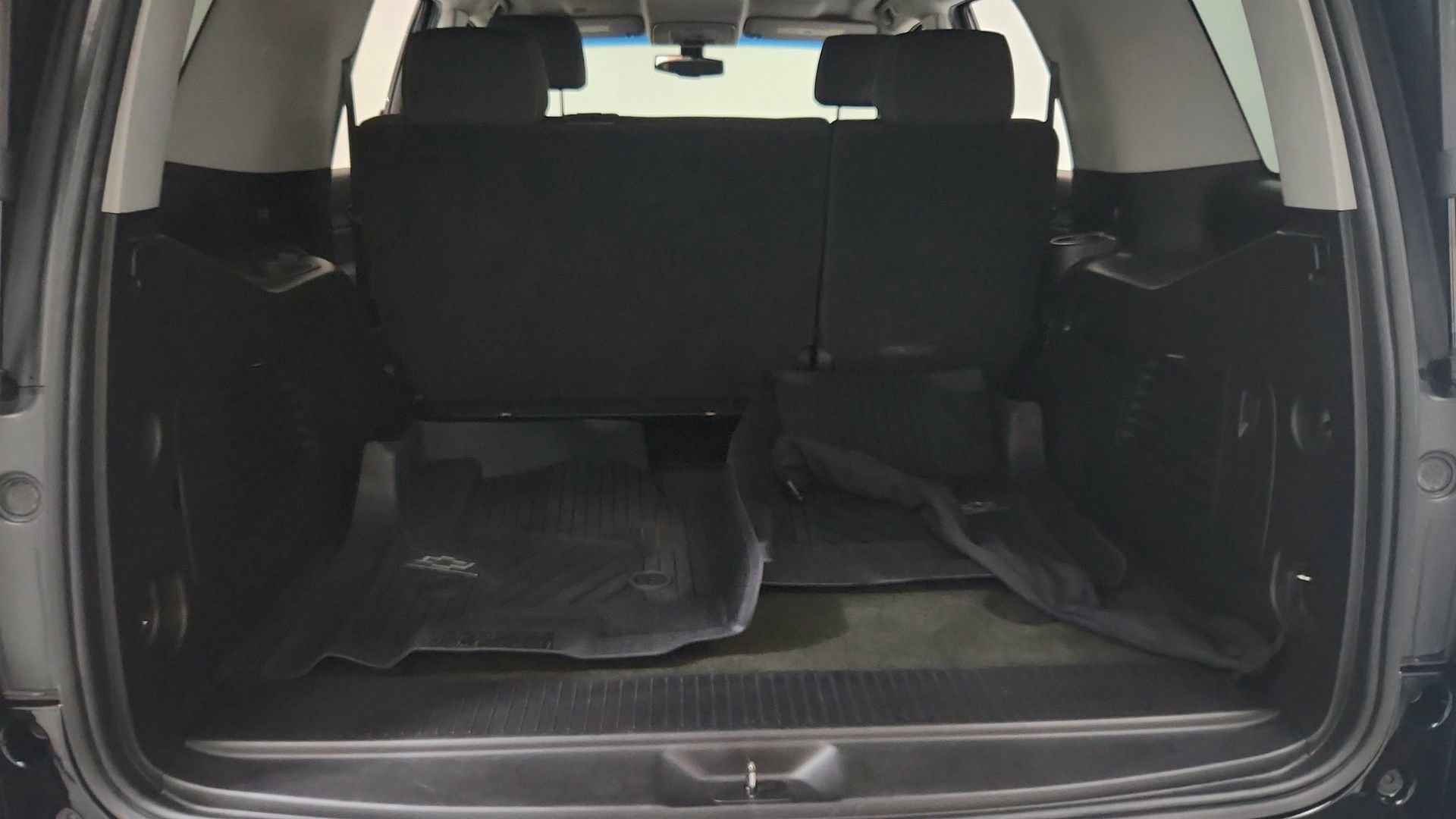 Used 2019 Chevrolet Tahoe LS AWD/4WD image 23
