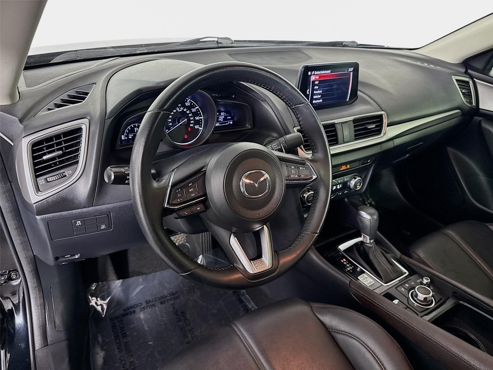 Used 2018 MAZDA MAZDA3 Touring FWD image 9