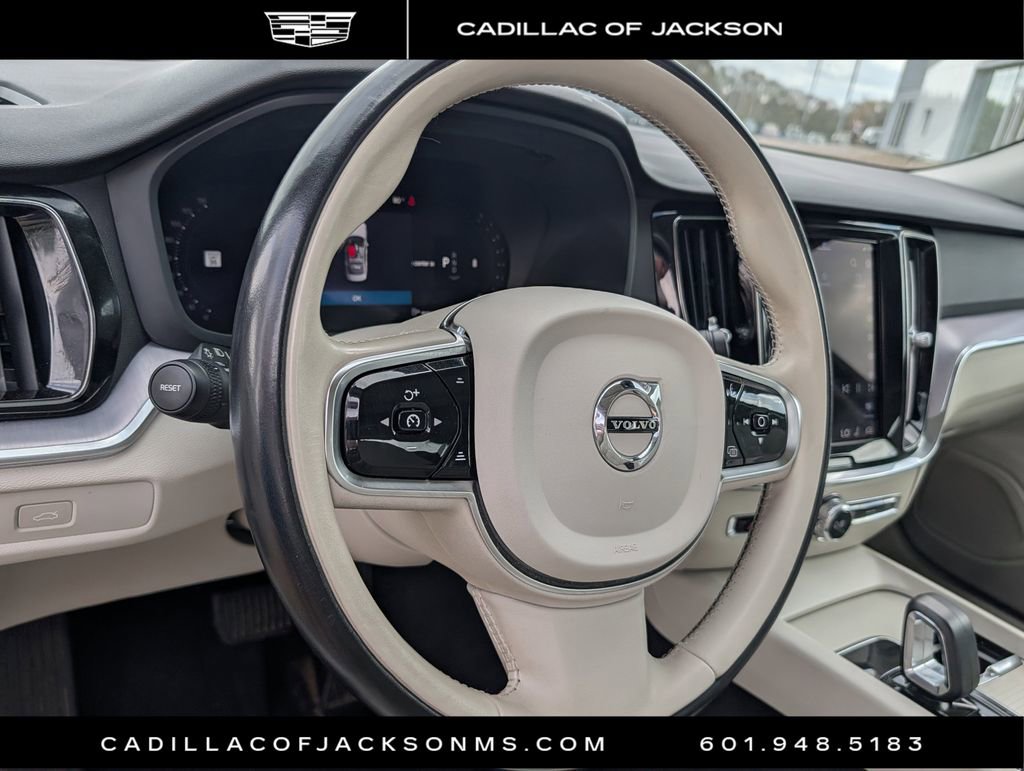 Used 2024 Volvo S60 B5 Core image 18