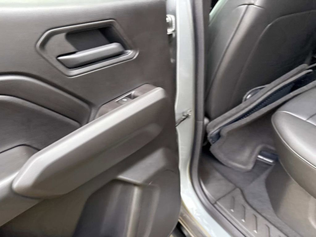 New 2025 Chevrolet Colorado Trail Boss w/ Off-Road Front Bumper Package image 11