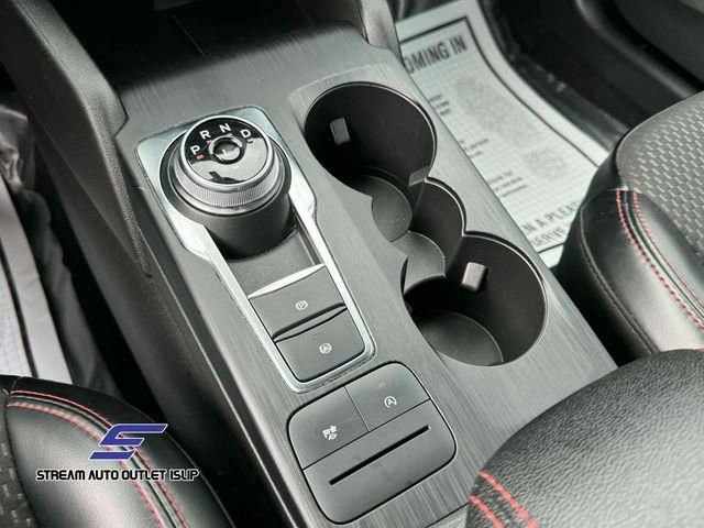 Used 2024 Ford Escape ST-Line image 31