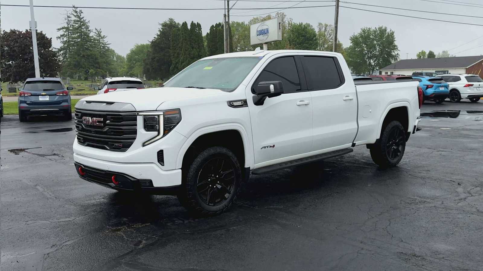 Used 2024 GMC Sierra 1500 AT4 w/ Technology Package AWD/4WD image 4