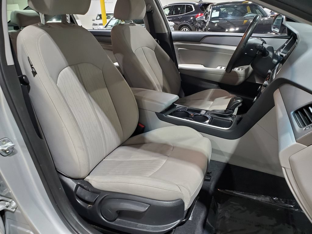 Used 2019 Hyundai Sonata SE FWD image 13