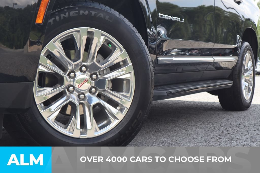 Used 2025 GMC Yukon Denali RWD image 2