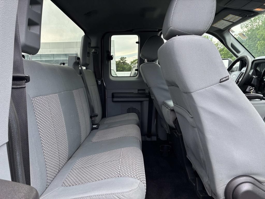 Used 2014 Ford F250 XLT w/ Snow Plow Prep Package AWD/4WD image 8
