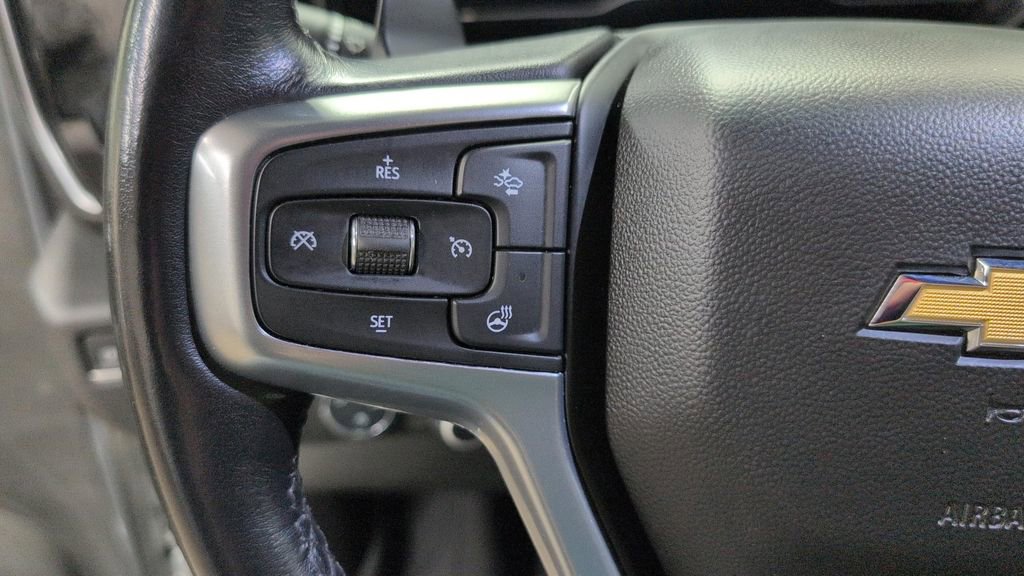 Used 2022 Chevrolet Silverado 1500 LT AWD/4WD image 11