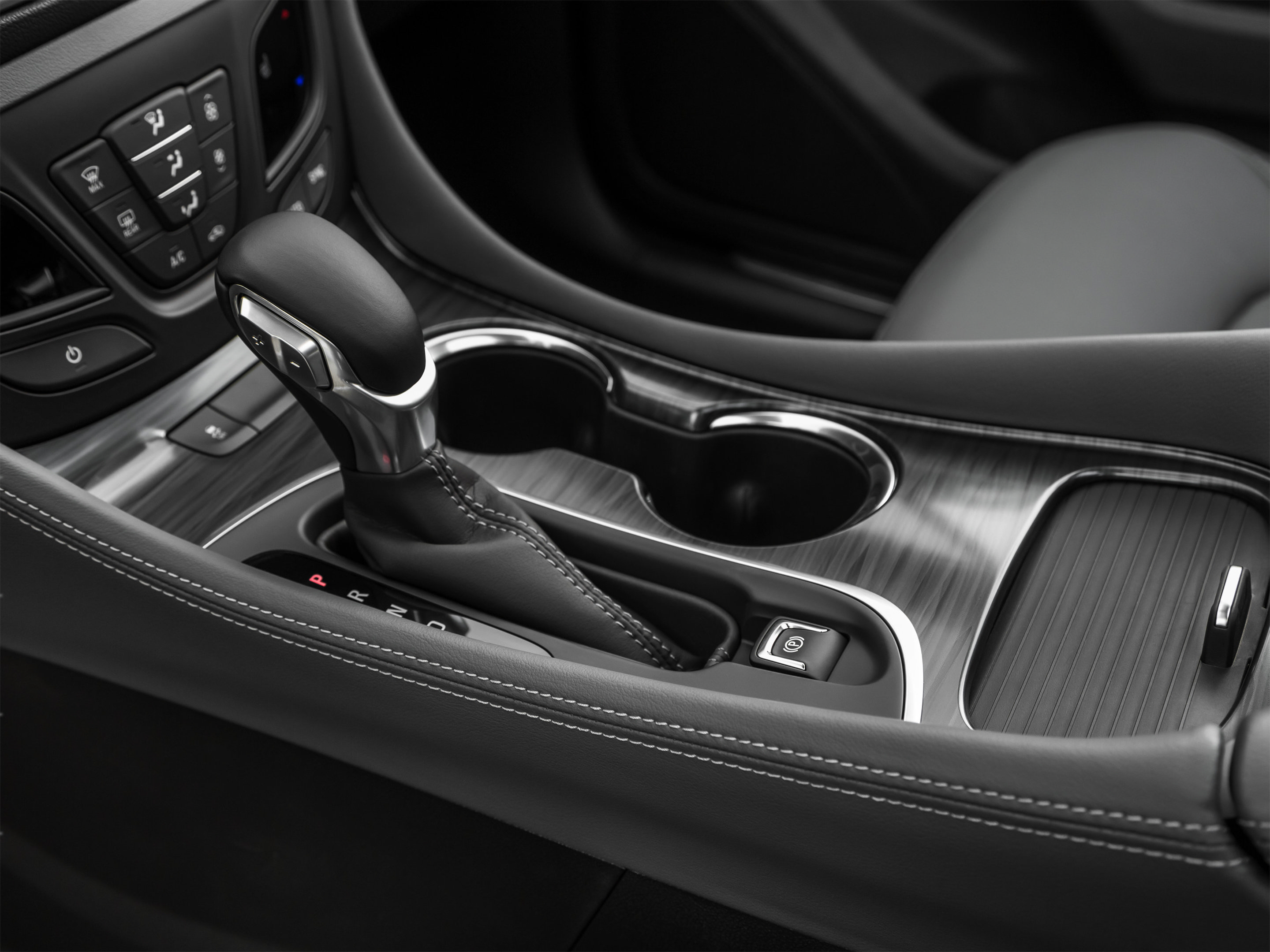 Used 2020 Buick Envision Essence FWD image 26
