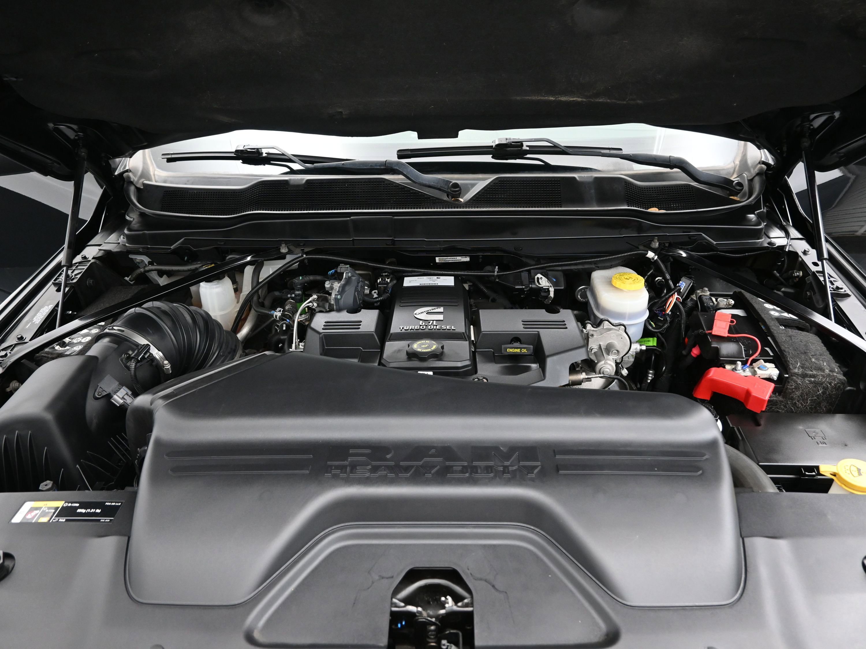 Used 2020 RAM 2500 Laramie w/ Night Edition image 8