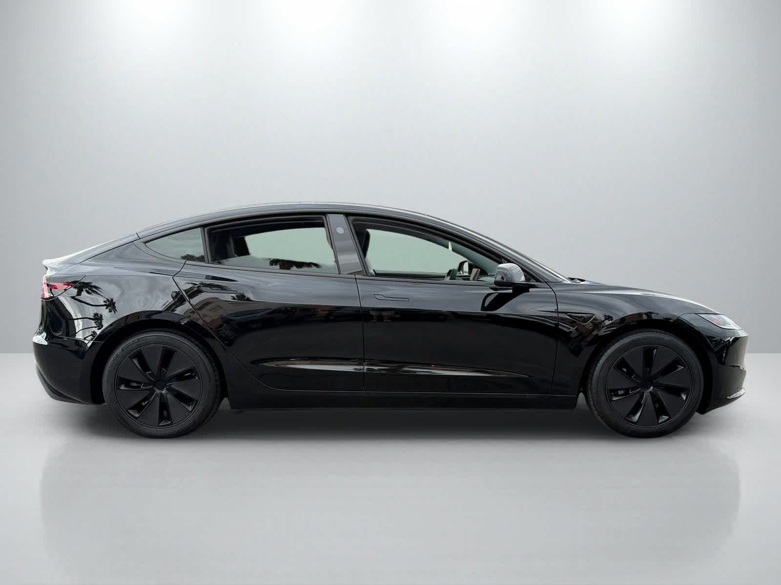 Used 2024 Tesla Model 3 Standard Range RWD image 8