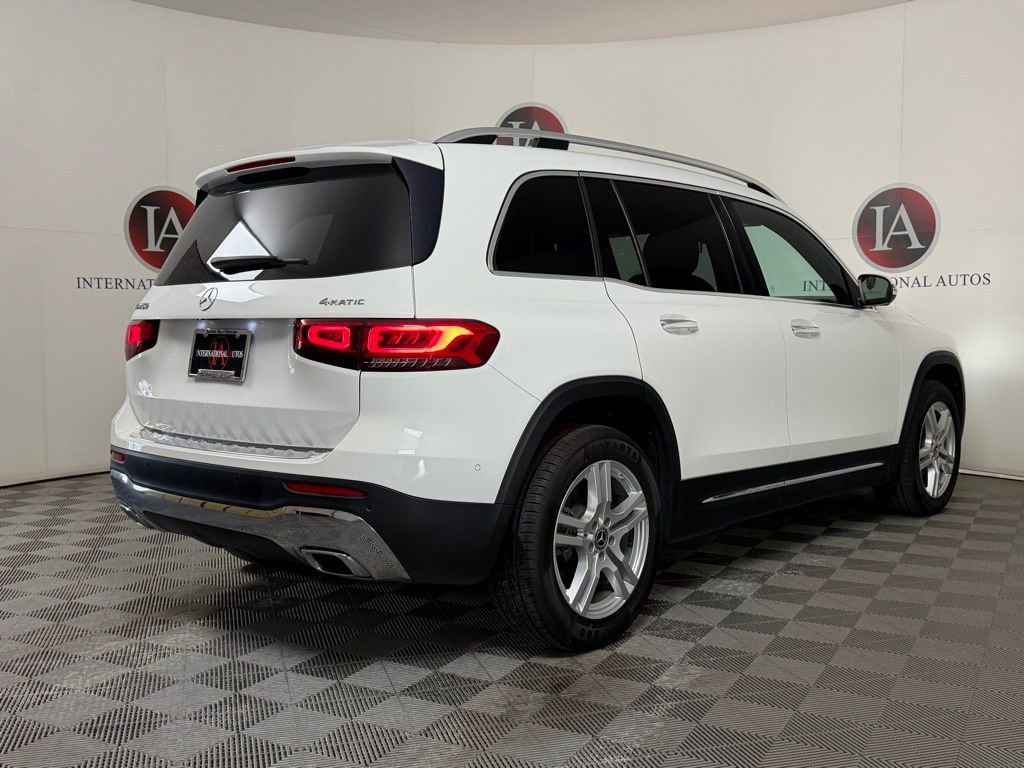 Used 2022 Mercedes-Benz GLB 250 4MATIC w/ Premium Package Lite image 9