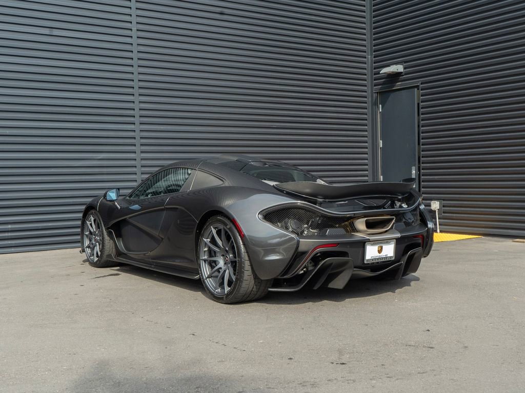 Used 2015 McLaren P1 image 4