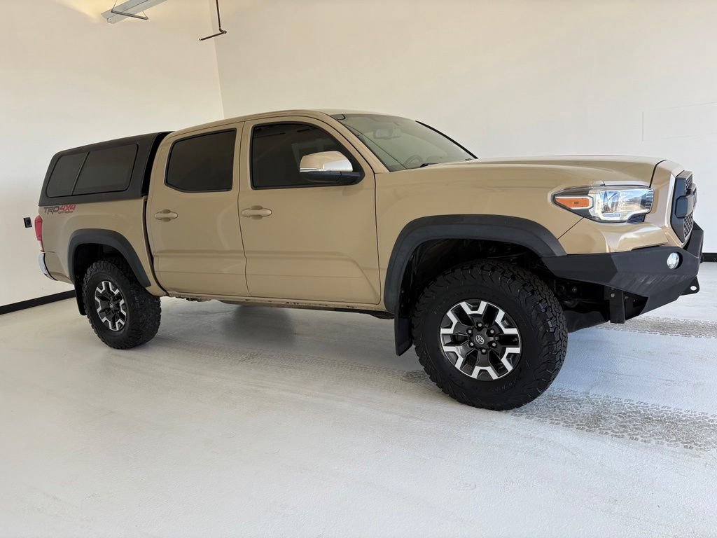 Used 2017 Toyota Tacoma TRD Off-Road w/ Tow Package (A/T)
