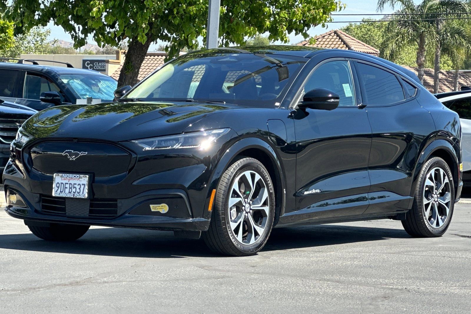 Used 2022 Ford Mustang Mach-E Premium image 8