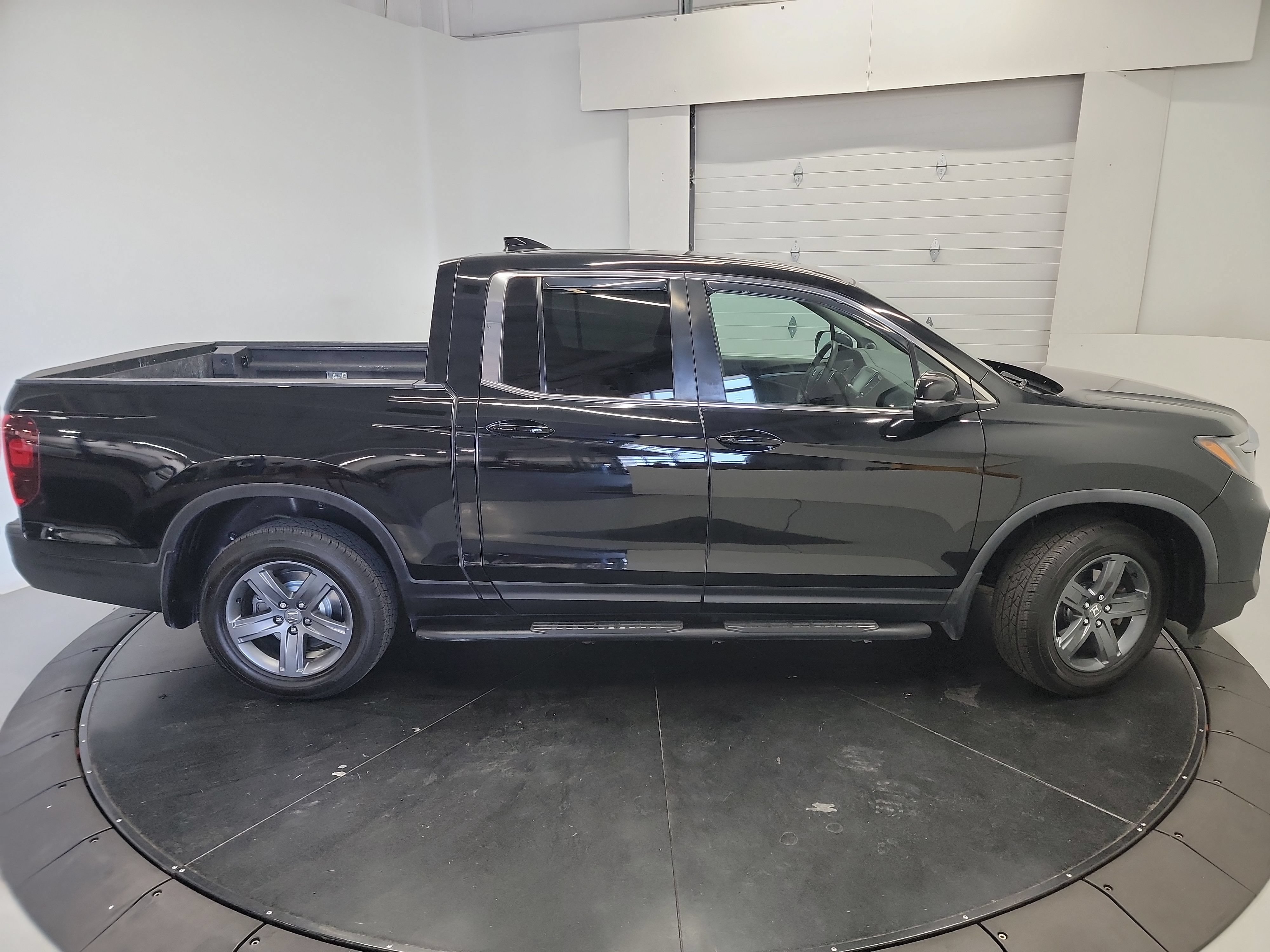 Used 2023 Honda Ridgeline RTL image 11