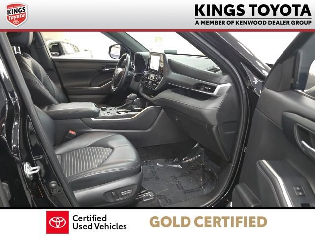 Certified 2024 Toyota Highlander XSE AWD/4WD image 6