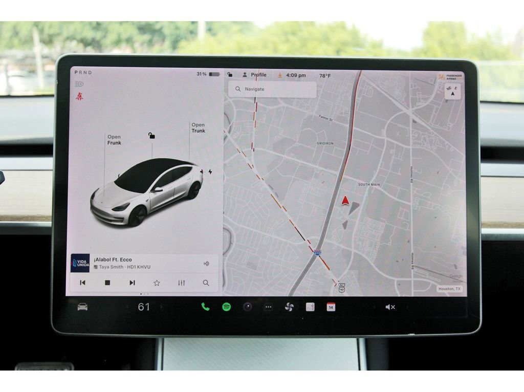 Used 2019 Tesla Model 3 Performance image 25