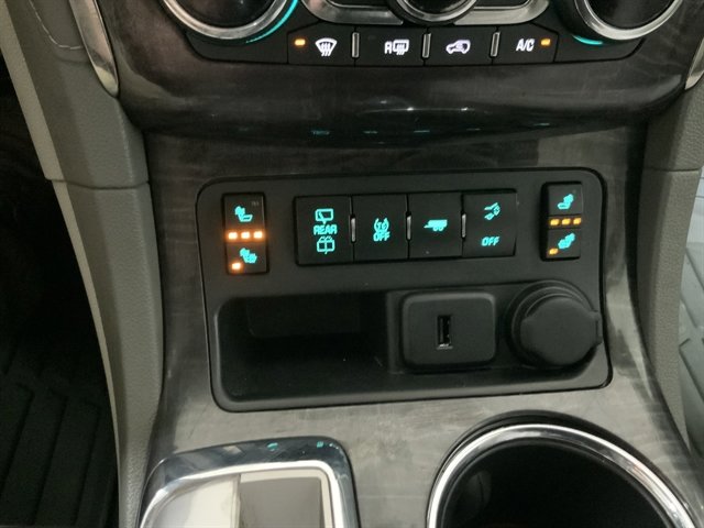 Used 2015 Buick Enclave Leather w/ Trailering Package image 29