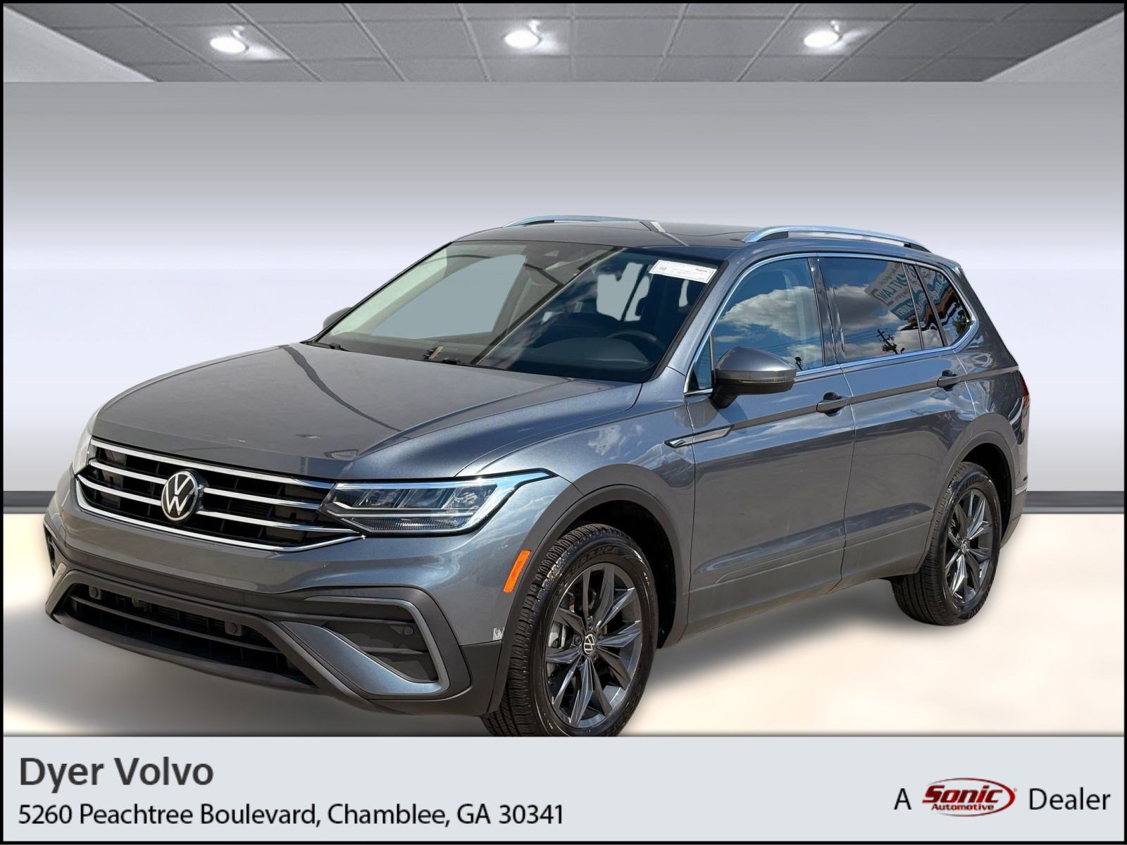 Used 2022 Volkswagen Tiguan SE