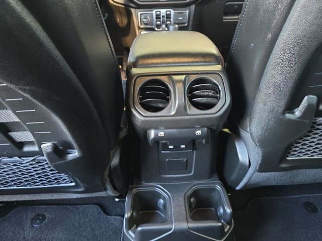 Used 2023 Jeep Gladiator Rubicon w/ Cold Weather Group image 24