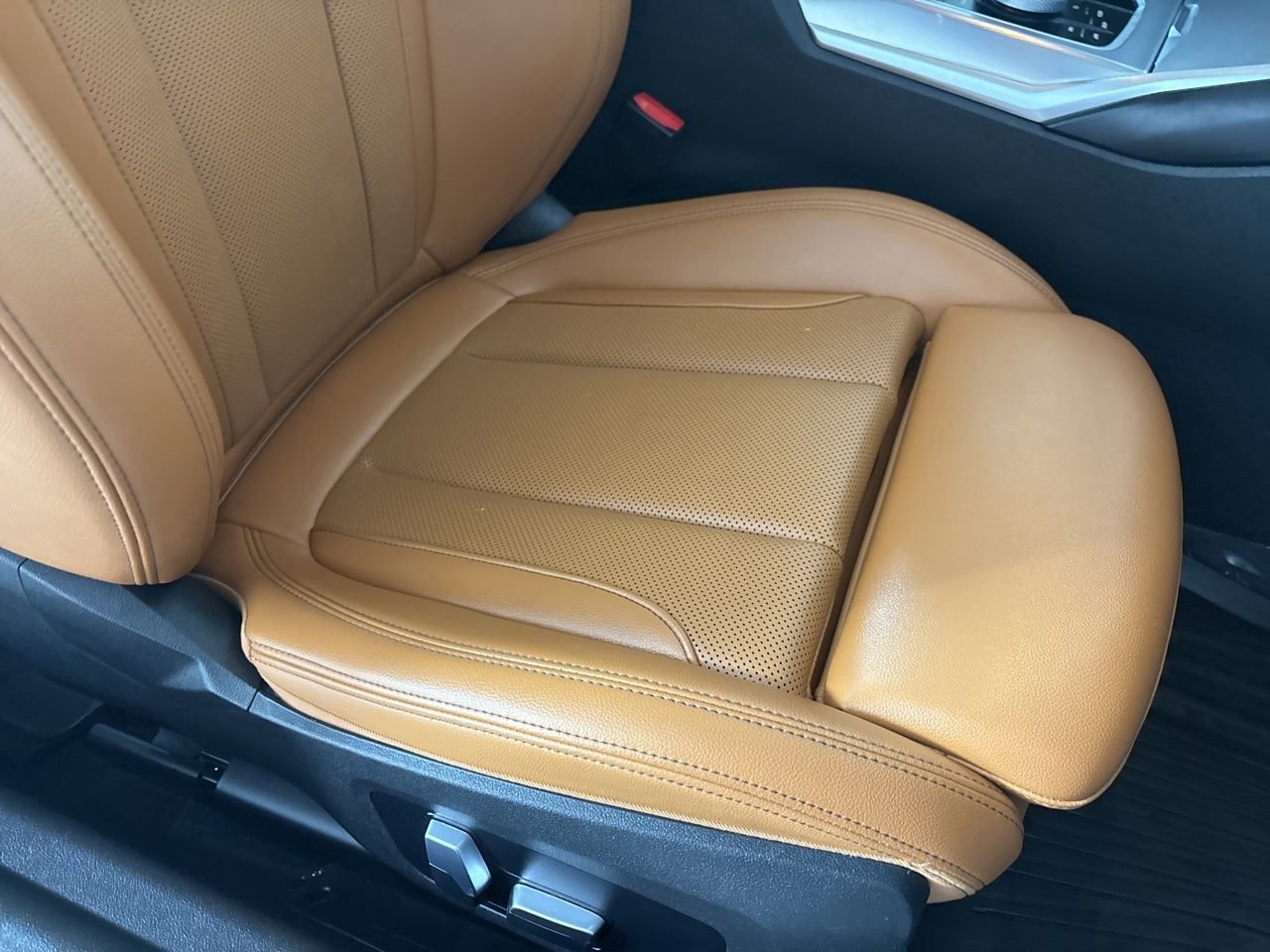 Used 2023 BMW 230i xDrive Coupe w/ Premium Package image 25