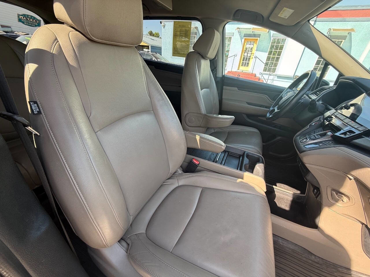 Used 2018 Honda Odyssey Touring image 30
