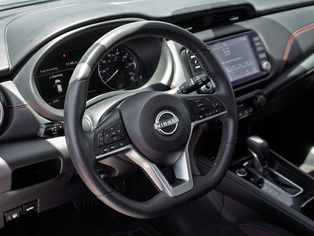 Used 2024 Nissan Kicks SR FWD image 13