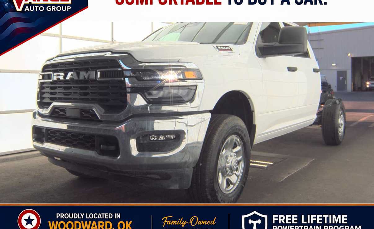 Used 2025 RAM 3500 Tradesman w/ Chrome Appearance Group AWD/4WD image 1