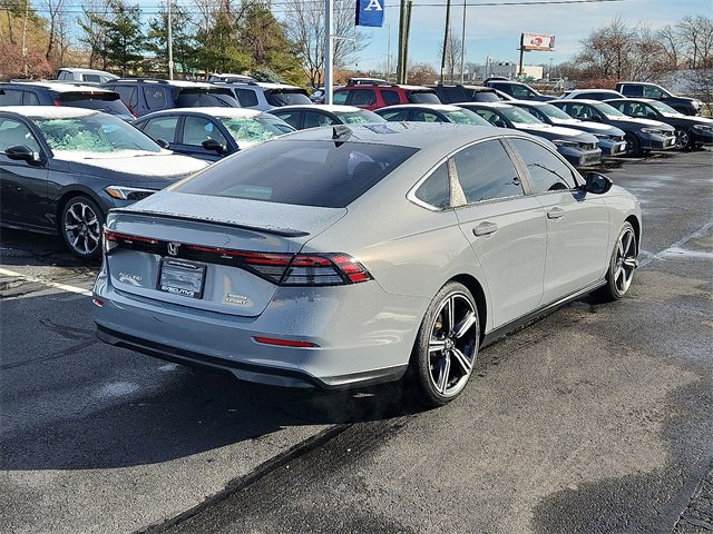 Used 2023 Honda Accord Sport image 6