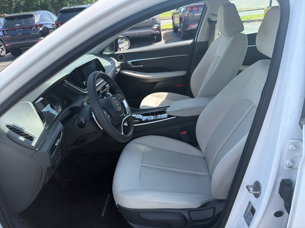 Used 2023 Hyundai Sonata Blue FWD image 13