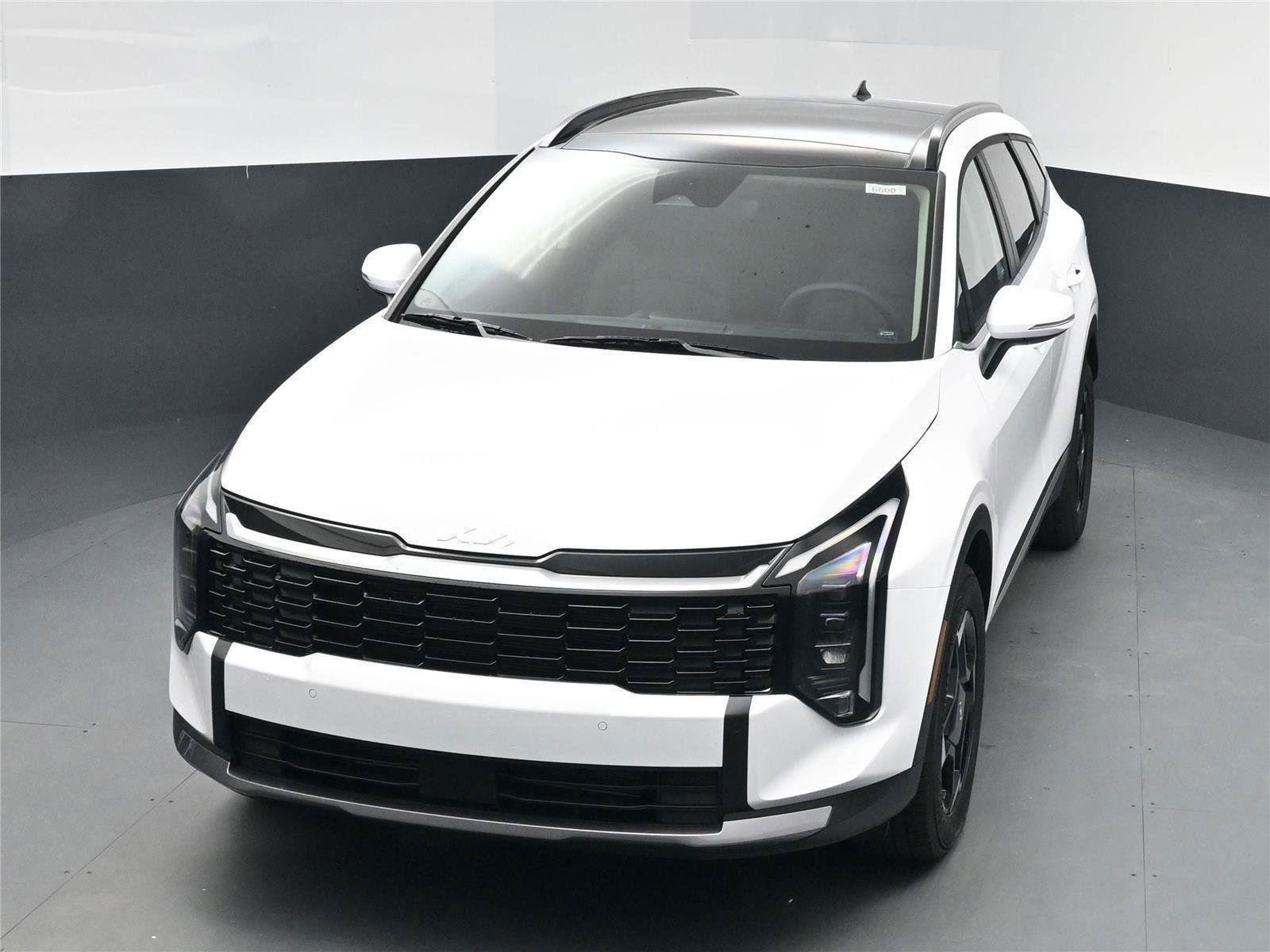 New 2026 Kia Sportage EX image 14