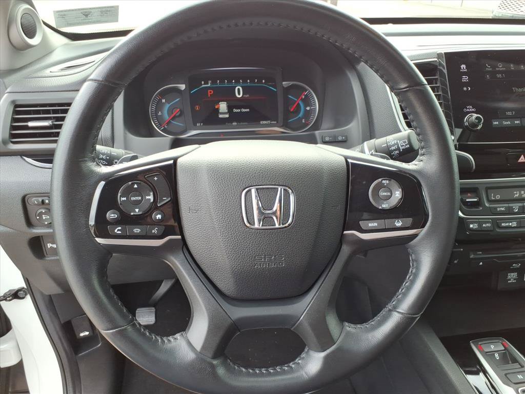 Used 2022 Honda Pilot Touring image 16