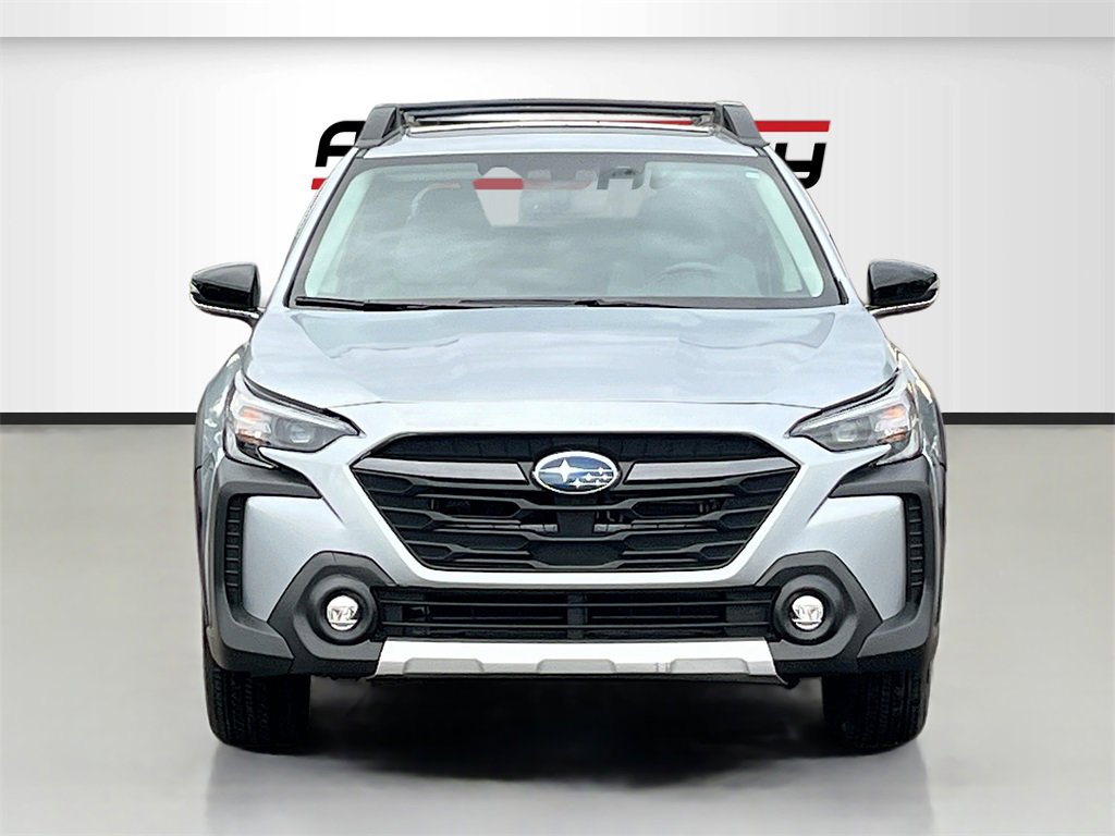 Used 2024 Subaru Outback Limited image 2