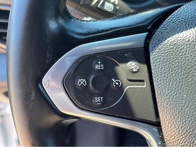 Used 2023 Chevrolet Traverse LT FWD image 20