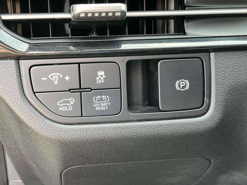 Certified 2026 Kia Sportage X-Line AWD/4WD image 19