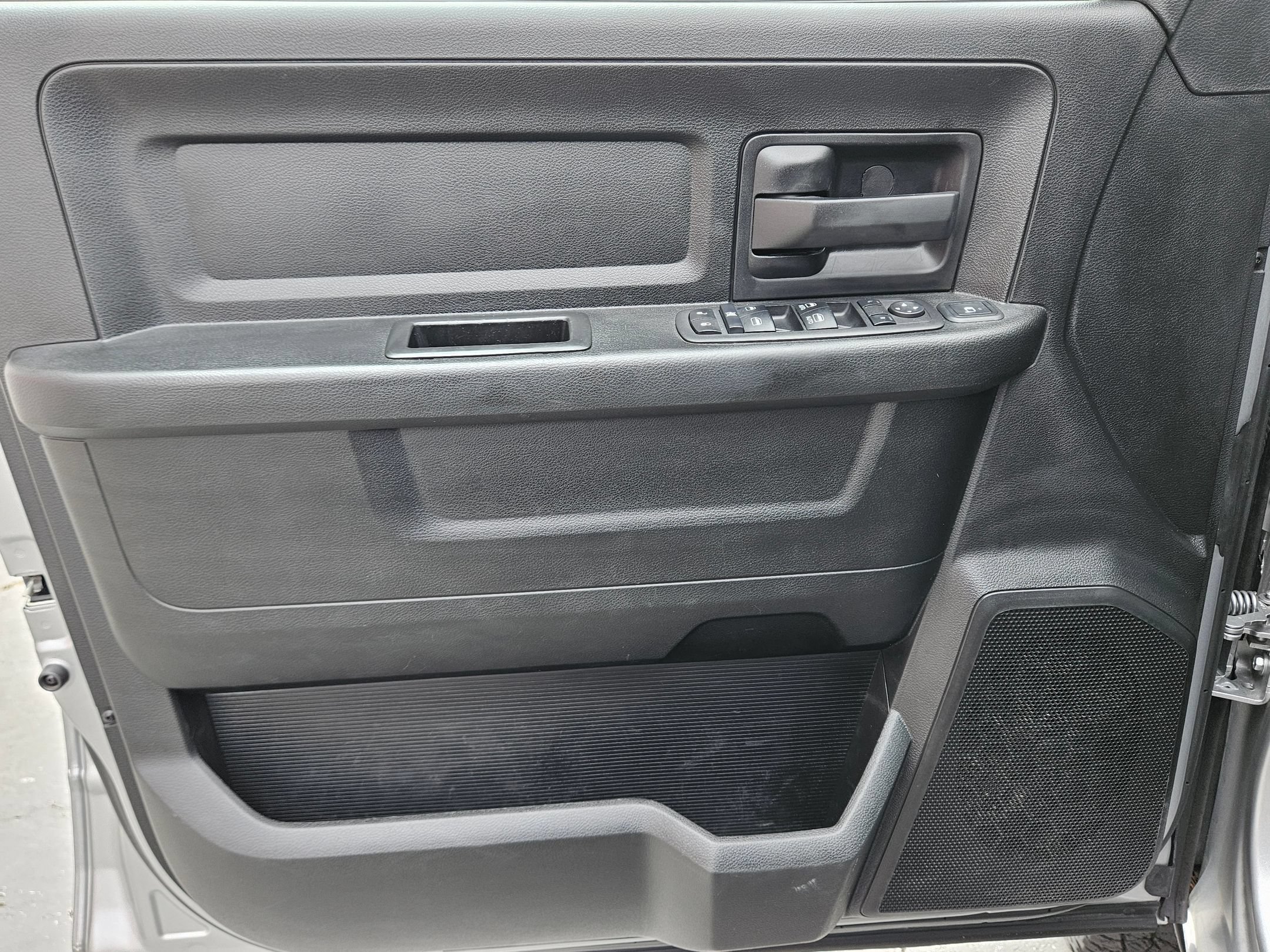 Used 2024 RAM 3500 Tradesman AWD/4WD image 17