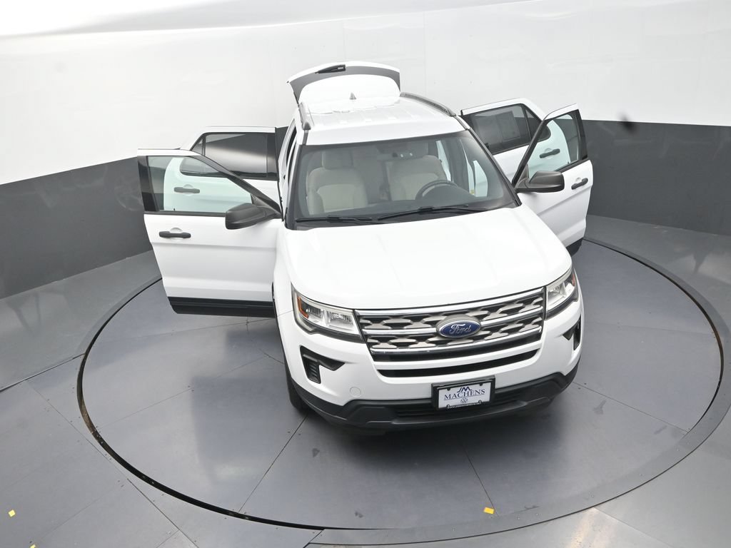 Used 2018 Ford Explorer 4WD w/ Class II Trailer Tow Package image 30