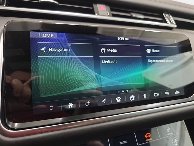 Used 2018 Land Rover Range Rover Velar R-Dynamic SE AWD/4WD image 20